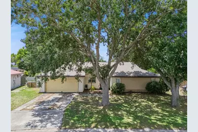 452 Boxwood Court, Kissimmee, FL 34743 - Photo 2