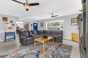 855 Pearl Dr, Mount Dora, FL 32757 - Photo 2