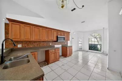 1006 N Magee Creek Court, Oviedo, FL 32765 - Photo 8