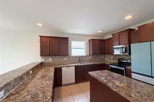 4876 Grassy Knoll Dr, Tavares, FL 32778 - Photo 12