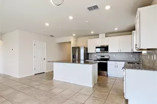 1539 Aspen Ave, Davenport, FL 33837 - Photo 10