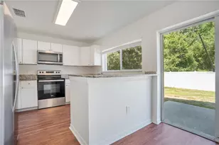 10225 Summerview Cir, Riverview, FL 33578 - Photo 2
