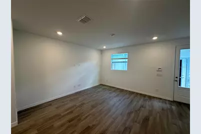 6541 Cyrils Drive, Saint Cloud, FL 34771 - Photo 4
