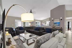 1736 Florence Vista Blvd, Orlando, FL 32818 - Photo 4