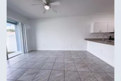 812 Glastonbury Drive, Kissimmee, FL 34758 - Photo 12
