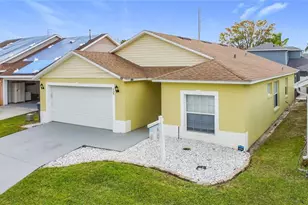 458 Hollinghead Loop, Davenport, FL 33896 - Photo 2