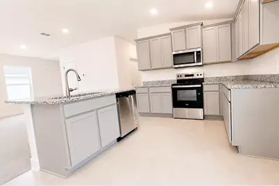 7563 Bent Tree Loop, Saint Cloud, FL 34771 - Photo 8