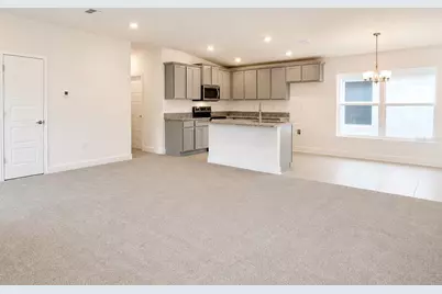 7563 Bent Tree Loop, Saint Cloud, FL 34771 - Photo 4