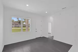 22403 SW Rainbow Lakes Blvd, Dunnellon, FL 34431 - Photo 2