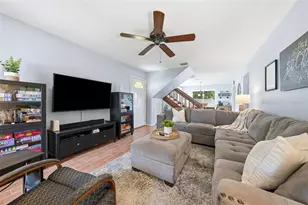 231 Tom Sawyer Ct, Orlando, FL 32828 - Photo 12