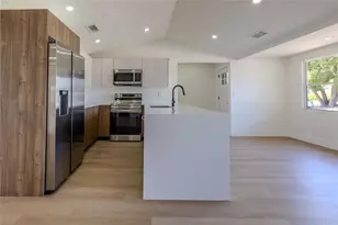 4502 S Grady Ave, Tampa, FL 33611 - Photo 8