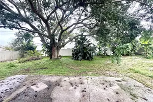 2728 Corrigan Dr, Deltona, FL 32738 - Photo 18