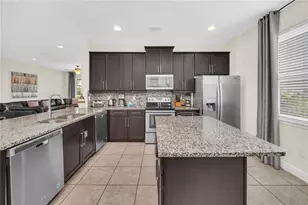 400 Burma St, Kissimmee, FL 34747 - Photo 10