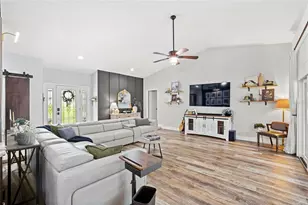 23710 Sundance Dr, Sorrento, FL 32776 - Photo 14