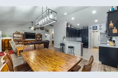 406 S Palm Avenue, Howey in the Hills, FL 34737 - Photo 10