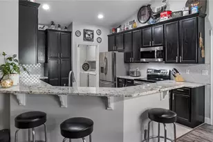 406 S Palm Ave, Howey in the Hills, FL 34737 - Photo 12