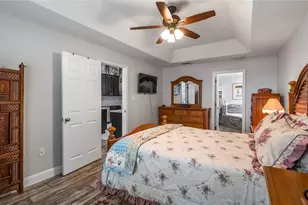 406 S Palm Ave, Howey in the Hills, FL 34737 - Photo 18