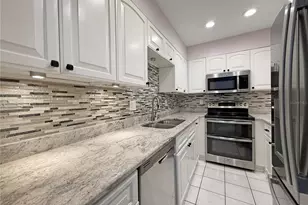 4607 W Fig St, Tampa, FL 33609 - Photo 10