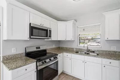 3934 Helena Street NE, Saint Petersburg, FL 33703 - Photo 18