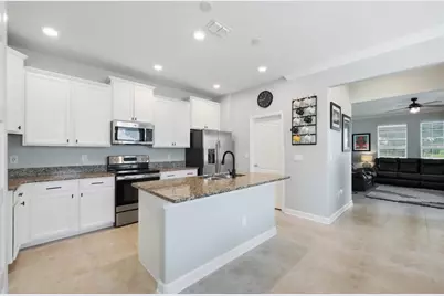 15183 Bridgewater Crossings Boulevard, Winter Garden, FL 34787 - Photo 14