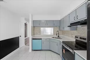 8612 Spring Cone Ct, Orlando, FL 32825 - Photo 16
