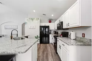4715 Cumbrian Lakes Dr, Kissimmee, FL 34746 - Photo 12