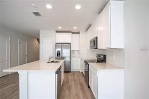 4987 Prairie Preserve Run, Saint Cloud, FL 34772 - Photo 4