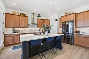 9741 Neruda St, Orlando, FL 32827 - Photo 2