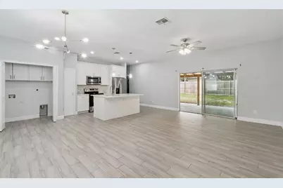 1221 3rd Street, Orange City, FL 32763 - Photo 4