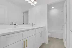 292 Elena Lavin Circle, Orlando, FL 32807 - Photo 10