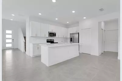 292 Elena Lavin Circle, Orlando, FL 32807 - Photo 6