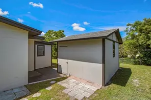 2450 Cardena Ave, Deltona, FL 32738 - Photo 22