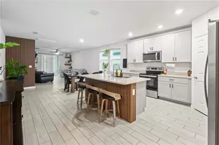 551 Amadoras Wy, Saint Cloud, FL 34771 - Photo 4