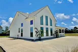 260 Blue Heron Dr, Eastpoint, FL 32328 - Photo 4