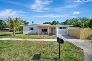 2600 40th Ave N, Saint Petersburg, FL 33714 - Photo 2