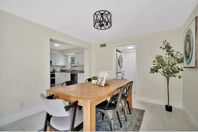 2600 40th Avenue N, Saint Petersburg, FL 33714 - Photo 18