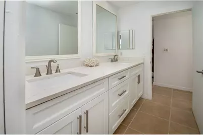 2504 Hibiscus Drive W, Belleair Beach, FL 33786 - Photo 24