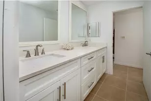 2504 Hibiscus Dr W, Belleair Beach, FL 33786 - Photo 24