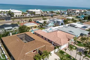 2504 Hibiscus Dr W, Belleair Beach, FL 33786 - Photo 2
