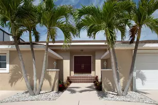2504 Hibiscus Dr W, Belleair Beach, FL 33786 - Photo 1