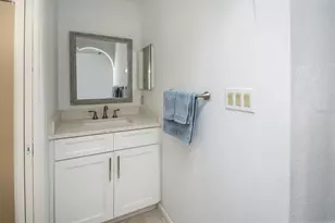 2504 Hibiscus Dr W, Belleair Beach, FL 33786 - Photo 14