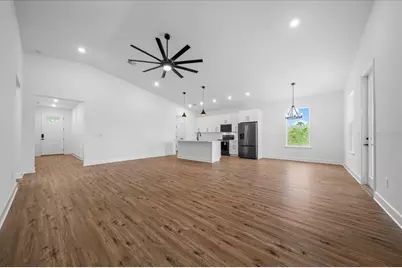 16213 Penn State Road, Weeki Wachee, FL 34614 - Photo 14