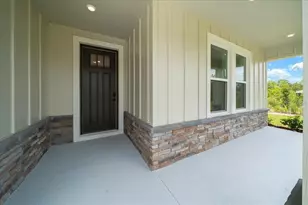 16213 Penn State Rd, Weeki Wachee, FL 34614 - Photo 2