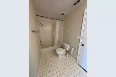 5560 Metrowest Boulevard #3-207, Orlando, FL 32811 - Photo 6