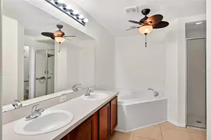 537 Hatchwood Dr, Haines City, FL 33844 - Photo 8