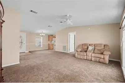 37536 Gill Avenue, Zephyrhills, FL 33541 - Photo 4