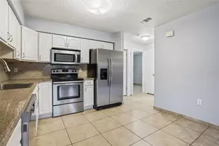 2720 S Sunrise Ct, Orlando, FL 32806 - Photo 14