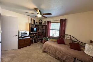5626 Stull Ave, Orlando, FL 32810 - Photo 22