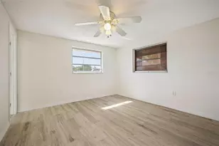 20168 Edgewater Dr, Port Charlotte, FL 33952 - Photo 16
