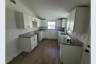 204 N Monroe Avenue, Arcadia, FL 34266 - Photo 2